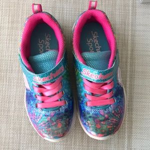 Girls Sketchers Girls Size 11